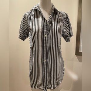 Jcrew top in light weight cotton
